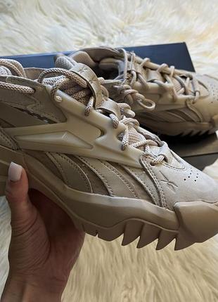 Кросівки reebok cardi b club c v2 womens shoes beige 37