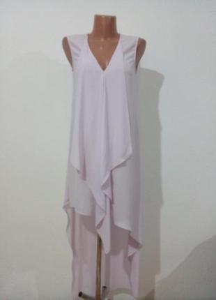 Асиметрична фірмова сукня