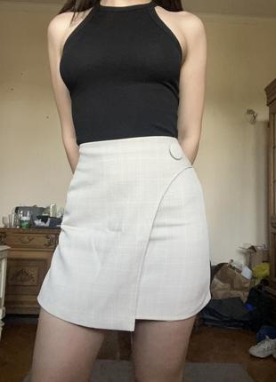 Асимметричная школьная юбка