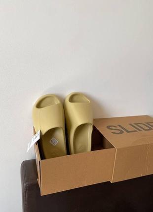 Чоловічі / жіночі шльопанці     adidas yeezy slide адидас изи слайды2 фото