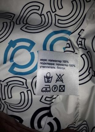 Женская жилетка бренда oq5 фото