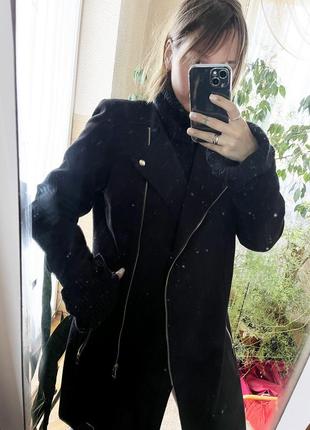 Осіннє чорне пальто за запах reserved3 фото