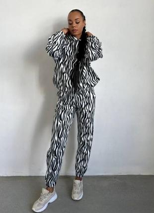 Спортивный флисовый костюм с принтом зебра леопард объемный оверсайз худи толстовка на кулиске с капюшоном брюки штаны джоггеры на резинке теплый флис