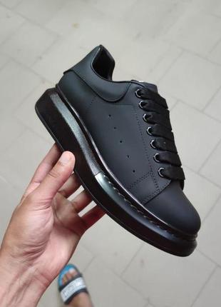 Женские кроссовки   alexander mcqueen low triple black александр маквин3 фото