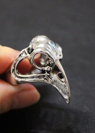 Крутое кольцо череп ворон птица перстень унисекс7 фото