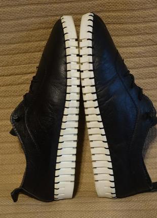 Отличные легкие гибкие черные кожаные кроссовки genç batı турция 39 р.8 фото
