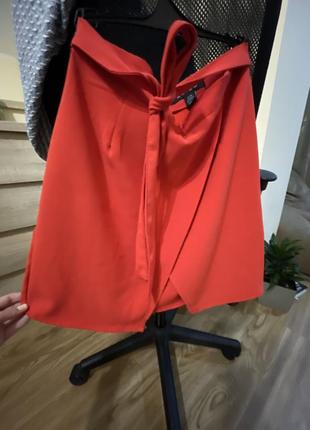 Спідниця із запахом та поясом