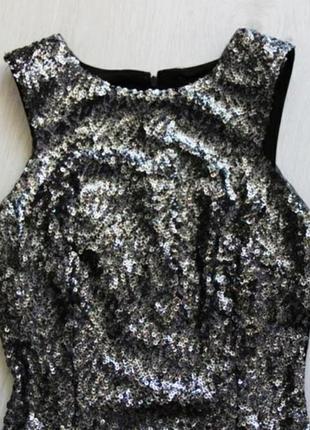 Шикарное платье в серебристые паетки2 фото