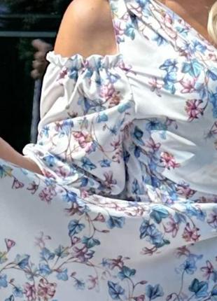 Длинное платье на запах с цветочек и горошек с открытыми плечами праздничное нарядное супер батал большого размера до 70р белое красное беж софт-шелк8 фото