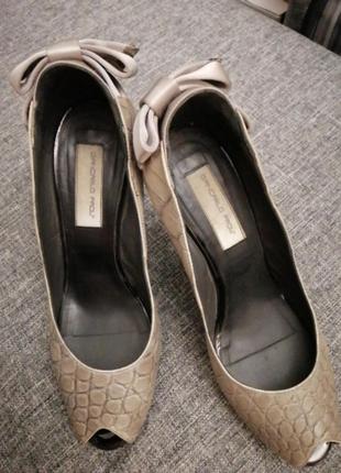 Шикарные туфли gancarlo, от vero cuoio, 37 р, кожа, italy1 фото