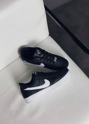 Looking for more nike celadon News