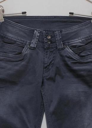 Джинсы прямые атласные легкие w25 l32 'pepe jeans london' 'slinky'2 фото