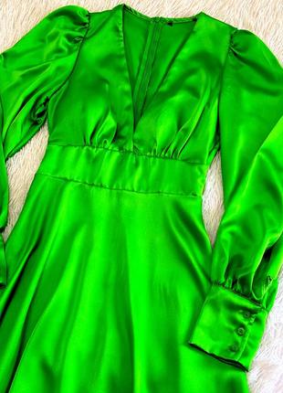 Яркое сатиновое платье mos mos салатового цвета4 фото