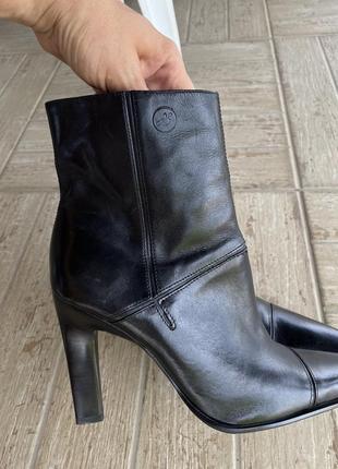 Женские стильные сапоги ботинки ботильоны казаки кожа италия5 фото