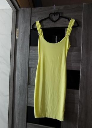 Платье желтое на брители4 фото