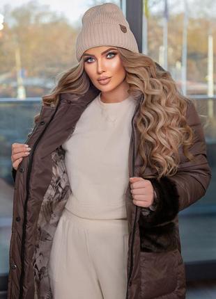 Женское стильное теплое зимнее пальто длинное удлиненное зима тренд батал больших размеров с норкой белая зимняя куртка пуховик7 фото