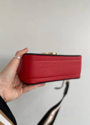 Чорна червона сумка клатч marc jacobs logo black&red snapshot crossbody, маленька сумка через плече6 фото