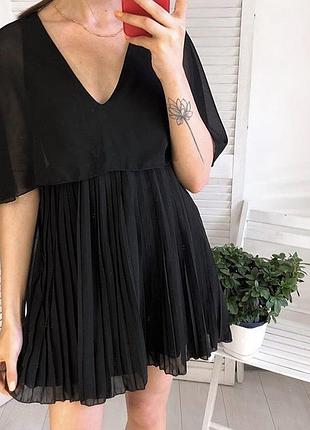 Шикарное, нарядное платье