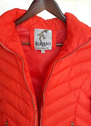 Куртка   braggart    нова  зимняя р.36 алого цвета2 фото