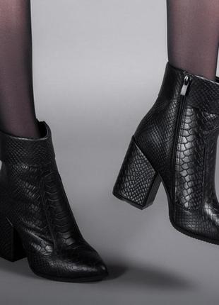 Натуральна шкіра замша всі розміри багато кольорів черевики демі зима