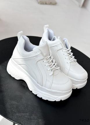 Розпродажа 40р кросівки жіночі saimo білі