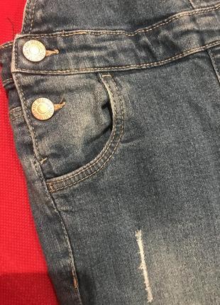 Комбинезон брючный джинсовый с бахромой для девочки 4 5 лет2 фото