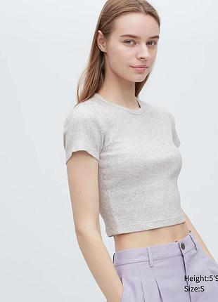 Укороченная футболка uniqlo в рубчик