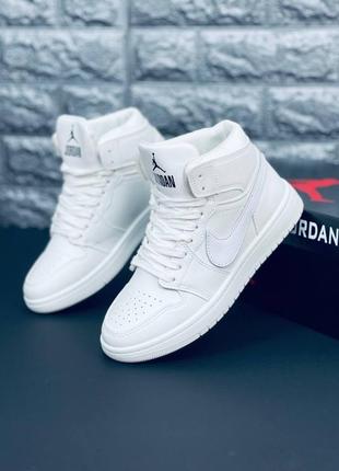 Кроссовки женские jordan retro 1, белые универсальные кроссовки джордан