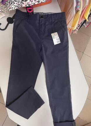 Штани chinos