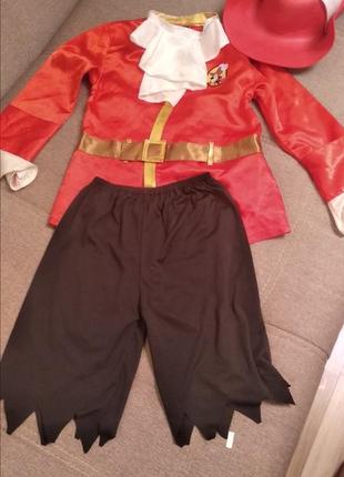 Новорічний костюм капітана гака