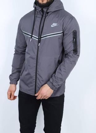 Осеняя серая ветровка куртка nike tech fleece с капюшоном сіра чоловіча вітровка nike tech fleece вітровка найк