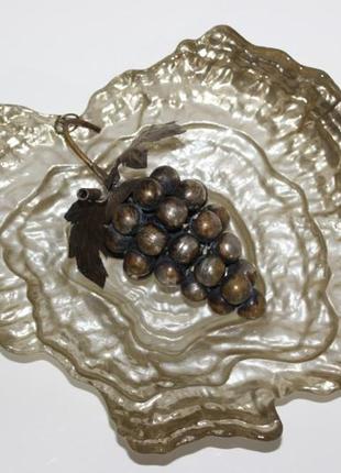 Гроздь винограда