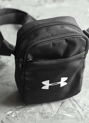 Барсетка under armour черная из ткани сумка мессенджер через плечо андер армор молодежная на 4 отдел