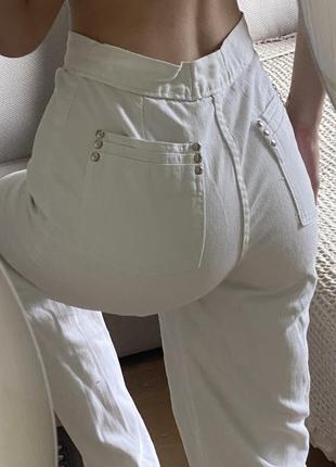 Белые джинсы момы