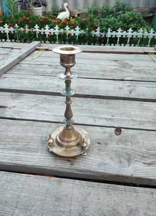 Класический латунный бронзовый подсвечник на олну свечу1 фото