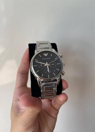 Сріблястий металевий чоловічий годинник з чорним циферблатом emporio armani ar18534 фото