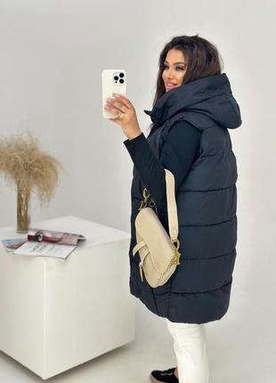 Удлинённая женская жилетка