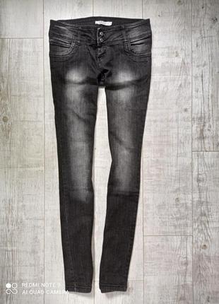 Классные женские черные джинсы прямые в очень хорошем состоянии3 фото