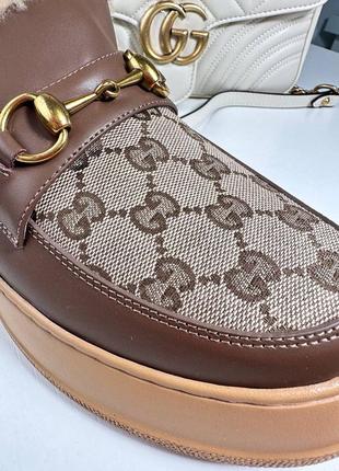 Лоферы туфли с мехом натуральные кожаные коричневые бежевые брендовые7 фото