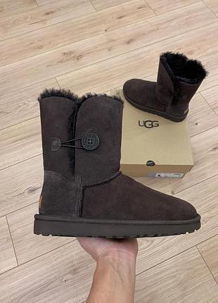 ugg Pink bailey button 2 1016226 колір chocolate. розмір 8 us.