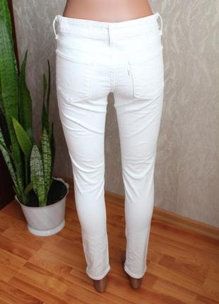 Белые джинсы скинни левис levis 710 27 размер 100 пар джинс в наличии6 фото