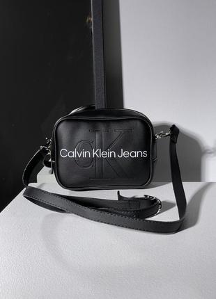 Сумка черная calvin klein