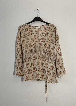 Оригинальная блуза george бежевого цвета с завязками сзади