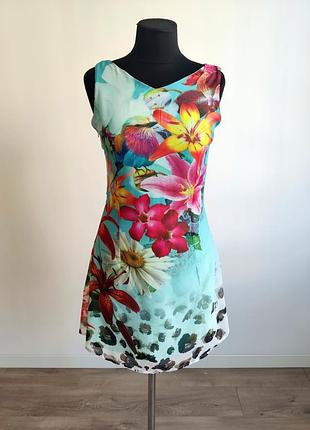 Летнее короткое платье испанского бренда smash в размере m.