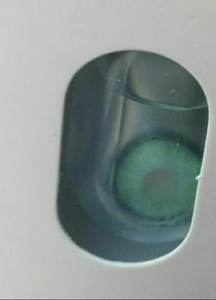 Цветные контактные линзы зеленые  без диоптрий + контейнер6 фото