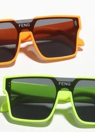 Яркие стильные солнцезащитные очки3 фото