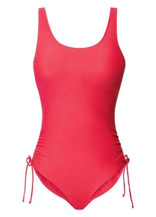 Коралловый купальник немецкого бренда esmara