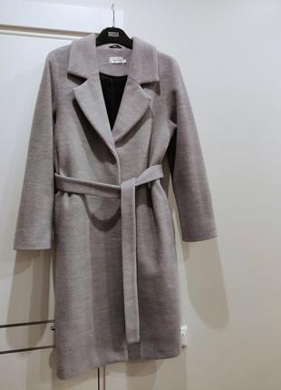 Пальто осінь-зима на утеплювачі. краще zara, h&m.