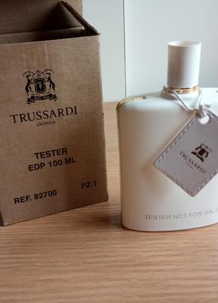 Trussardi donna парфюмированная вода тестер оригинал 75 мл из 100 мл (3/4 флакона)