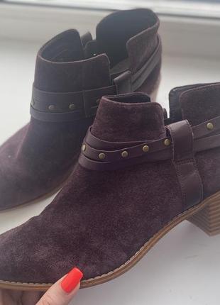 Clarks breccan shine clearance boots